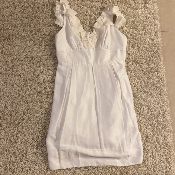 BCBGMaxAzria White V-Neck Sleeveless Mini Dress size 10 NWT $198 - Picture 3 of 5